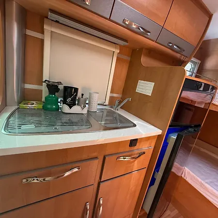 キャンプ場 Vintage Camper ソレント